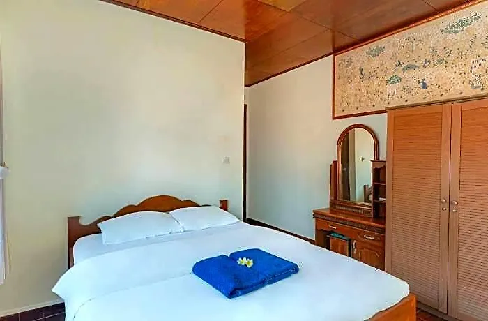 Paradise Palm 4*